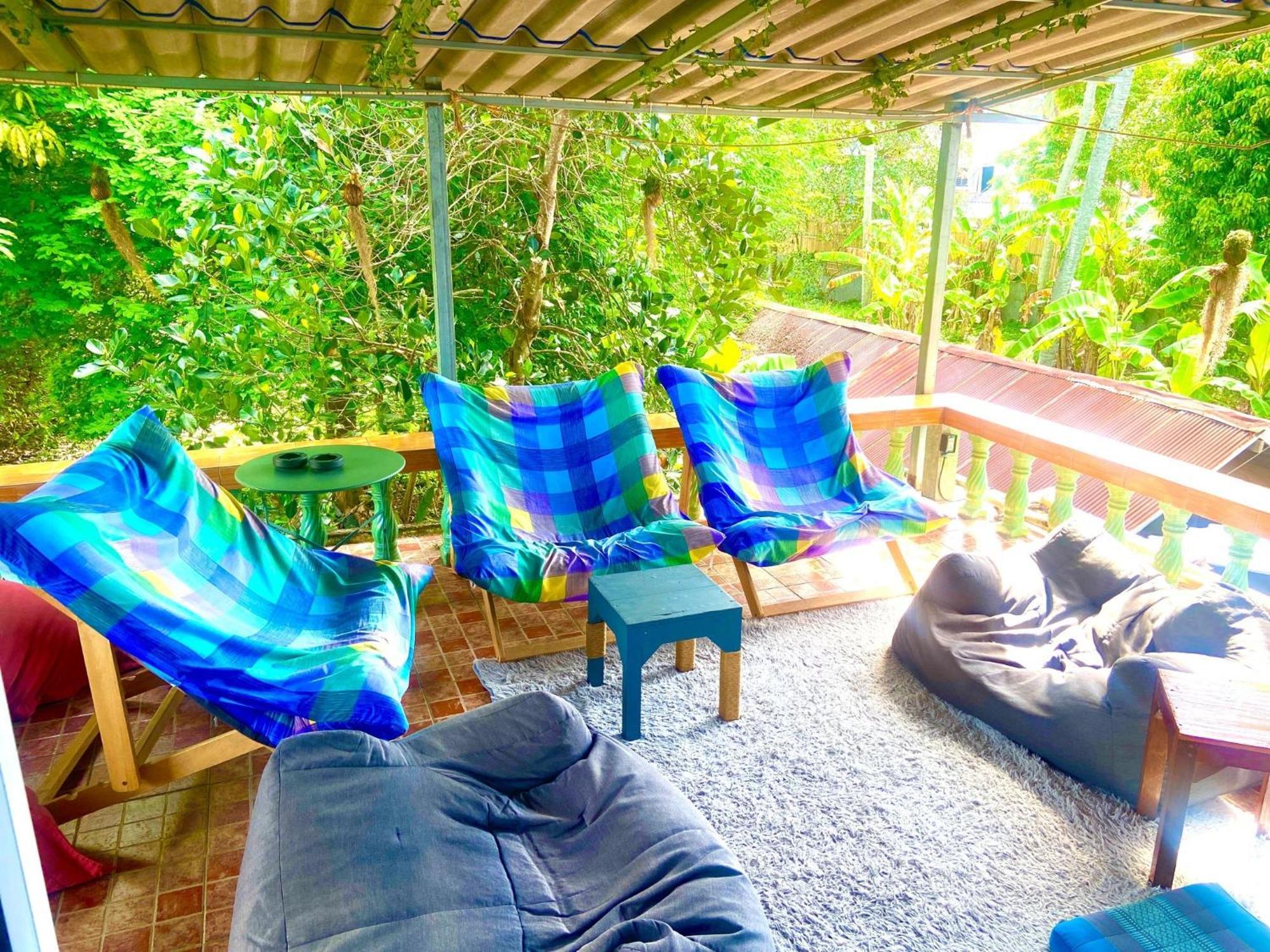 See Sea Backpackers House บ้านใต้ ภายนอก รูปภาพ